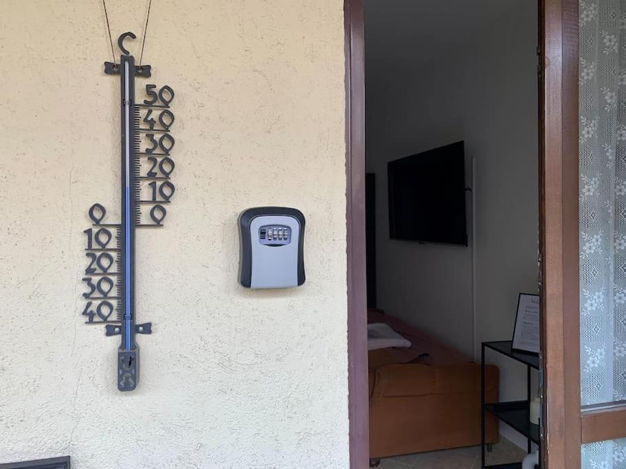 Apartamento Indipendente A Mirafiori Sud Turín
